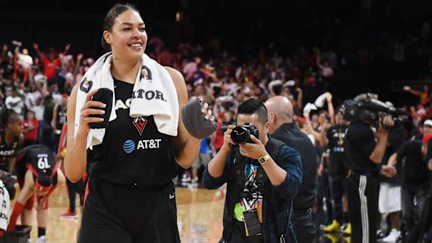 liz_cambage_unloads_the_cannon_in_game_3.jpg